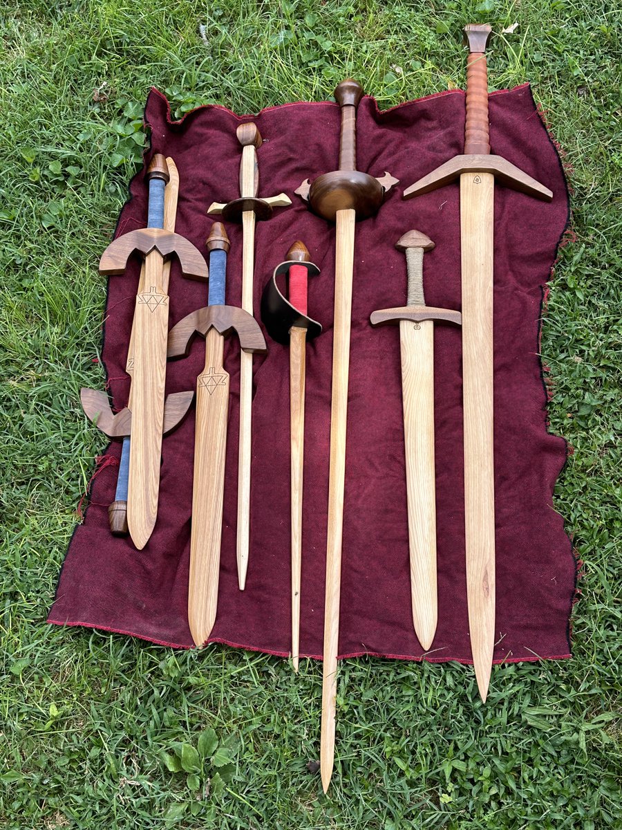 TheMiddleborne's tweet photo. I hate writing this, but we’re about to default on our mortgage and we have basically nothing. I’d love to sell more bookmarks and more squirely swords and some of the stuff I’ve already made https://t.co/TTOGcFIk4V