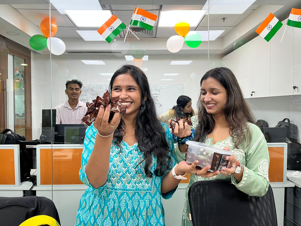 tsc_logicladder's tweet image. This Independence Day, team LogicLadder came together to celebrate our incredible nation with colour celebrations that saw fun, laughter and exciting team engagements. 

#IndependenceDay #Sustainability #LogicLadder #TheSustainabilityCloud #Celebration #Indian