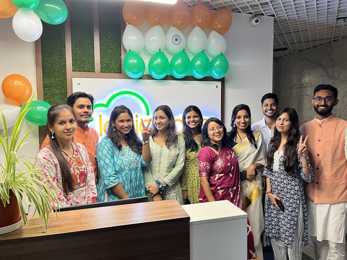 tsc_logicladder's tweet image. This Independence Day, team LogicLadder came together to celebrate our incredible nation with colour celebrations that saw fun, laughter and exciting team engagements. 

#IndependenceDay #Sustainability #LogicLadder #TheSustainabilityCloud #Celebration #Indian