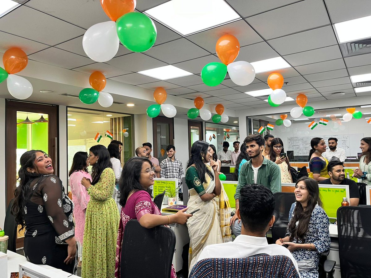 tsc_logicladder's tweet image. This Independence Day, team LogicLadder came together to celebrate our incredible nation with colour celebrations that saw fun, laughter and exciting team engagements. 

#IndependenceDay #Sustainability #LogicLadder #TheSustainabilityCloud #Celebration #Indian