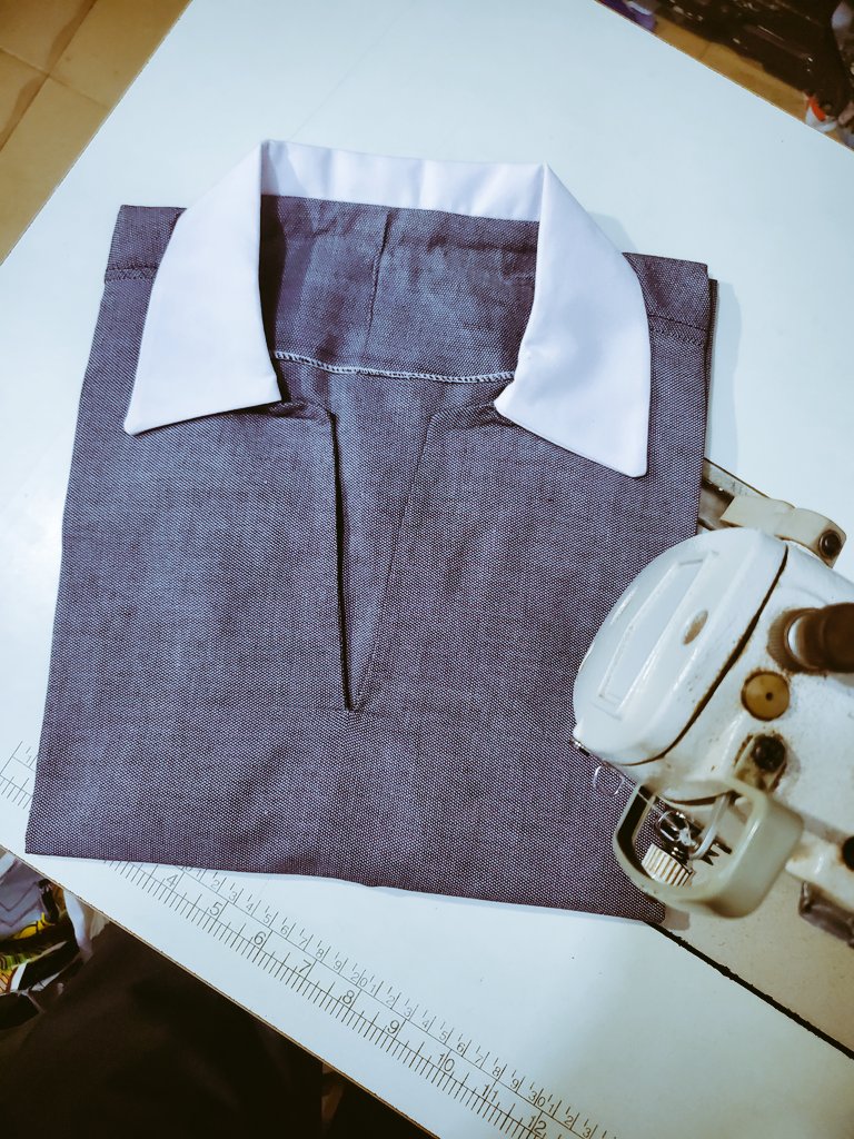 ecu557's tweet photo. Just something simple and sleek can still stand you outππ§΅
#eDsTouch
#eDified
#ForGloryForHonour
#ForGodToMen
#FashionparExcellence
#FashionPriest
#GodsCraftman https://t.co/5dB3tKFTHX