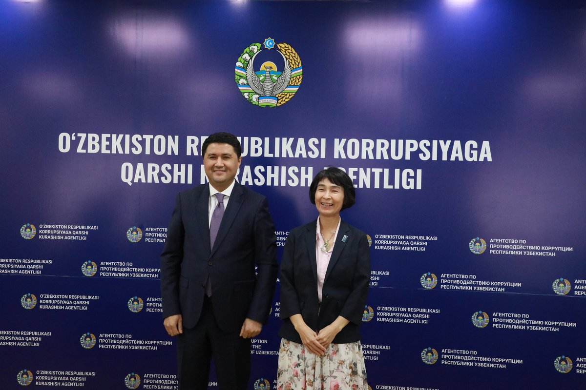 Jointly advancing #anticorruption efforts in 🇺🇿: achievements and prospects of collaboration. 

Our ResRep <a href="/AkikoFujii1/">Akiko Fujii</a> held her first courtesy meeting with <a href="/akmalburhanov/">Akmal Burhanov</a>, head of <a href="/AntikorUz/">Anti-Corruption Agency of Uzbekistan</a> to discuss the plans and ways to push forward our common goals.
#UNitedAgainstCorruption