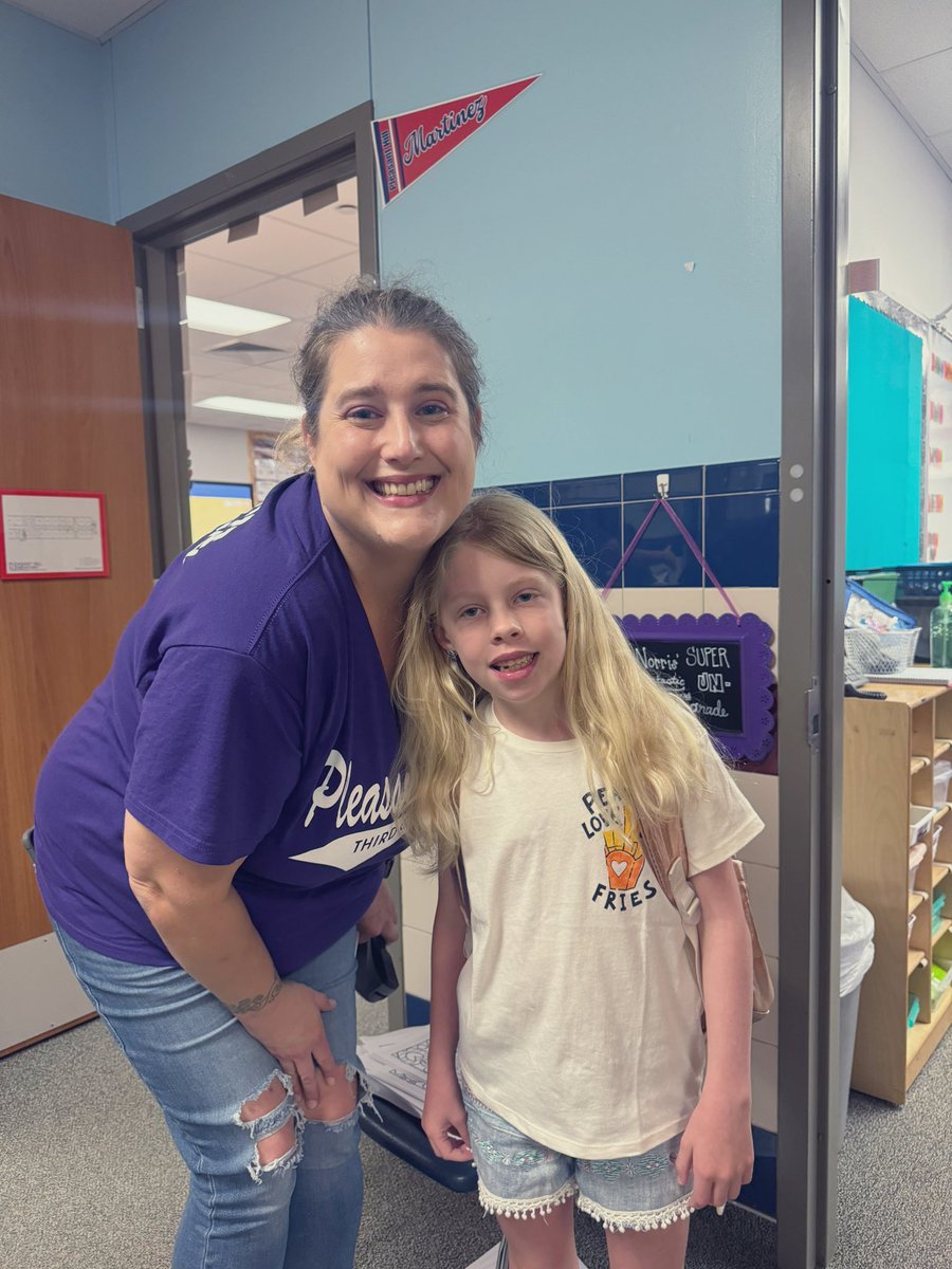 Amanda Dickson tweet media