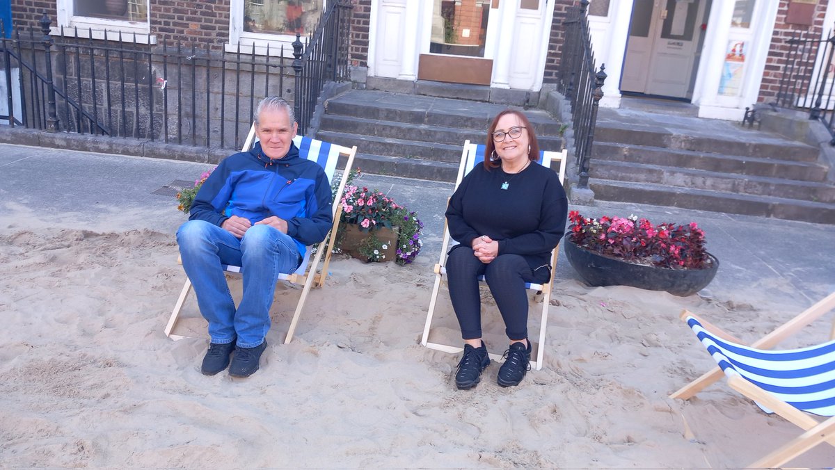 Annette and Paddy enjoying the sunshine in Limerick today .thank you  <a href="/IRELimerick/">International Rugby Experience</a> for the invite <a href="/LimerickCouncil/">Limerick Council - Comhairle Luimnigh</a> <a href="/moranjohna1/">John Moran, Mayor of Limerick</a>