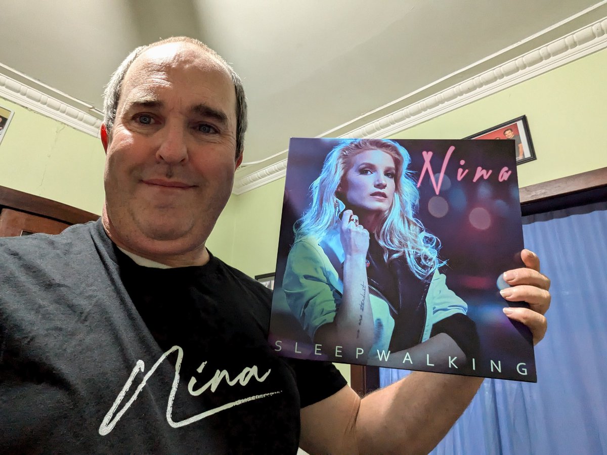 Curzon79's tweet image. Today I&apos;m the happiest #synthian ever with these lovely records arriving. @ILOVENINAMUSIC

#synthwave