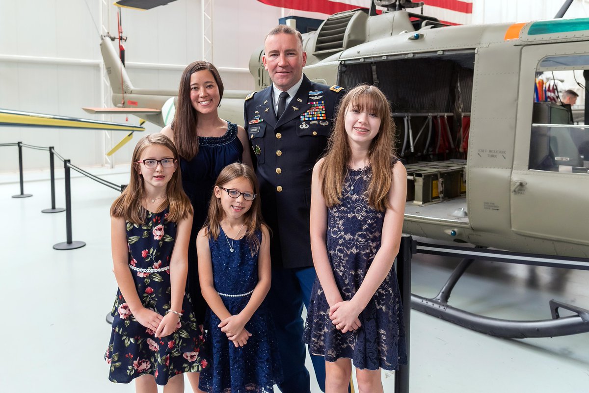 Today the @ftnovosel community gathers with the Munger family to not only mourn the loss of CW3 Dan Munger, but also to commemorate his life and lasting impact to #ArmyAviation and the #Wiregrass.  

Please keep them in your thoughts and prayers.