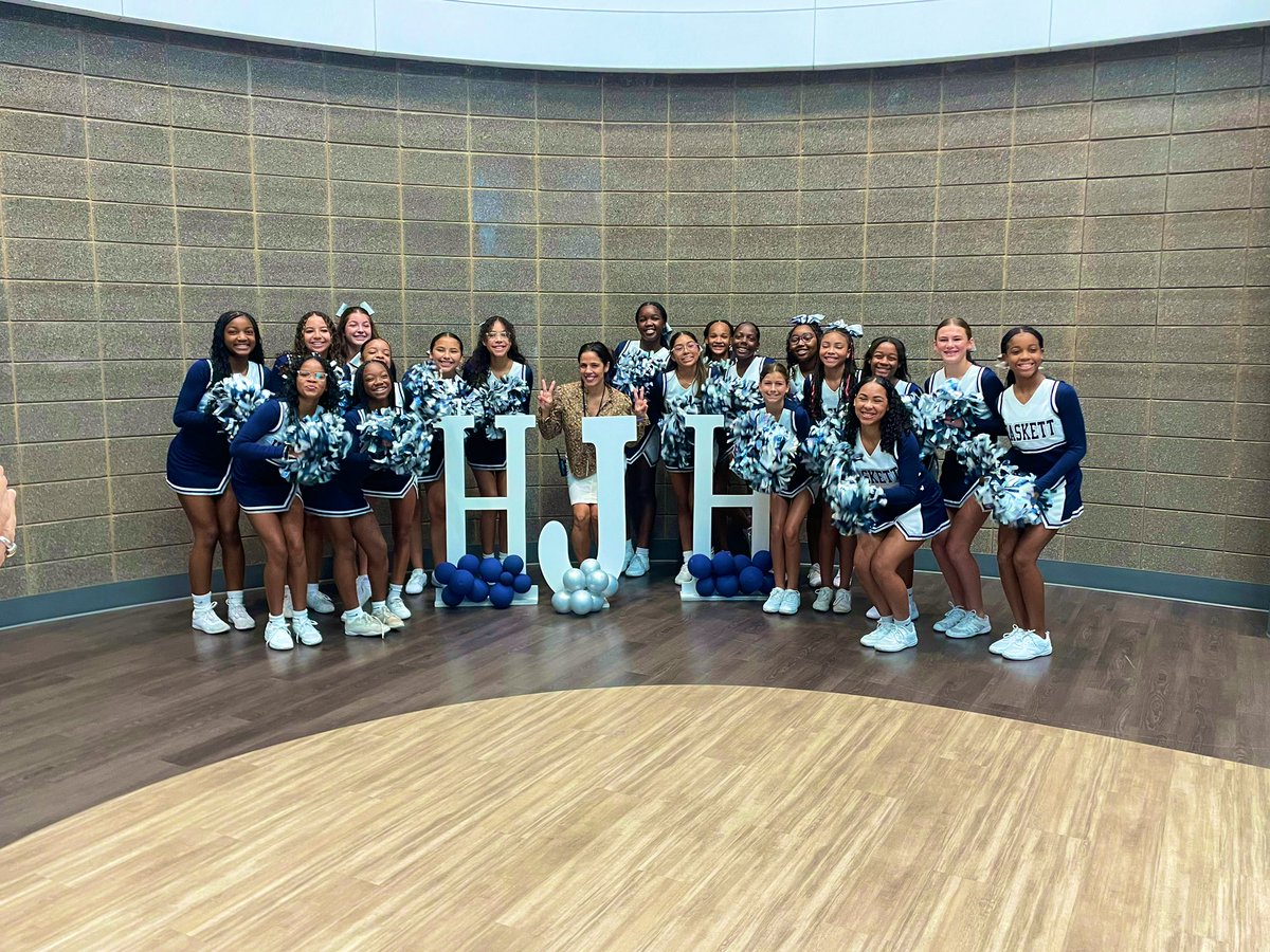 PattyAlejandraL's tweet image. Estamos Listos Huskies 💙💙💙@katyisd @HaskettJH @BYoungHJH #WeAreHaskett #KatyISDFirstday