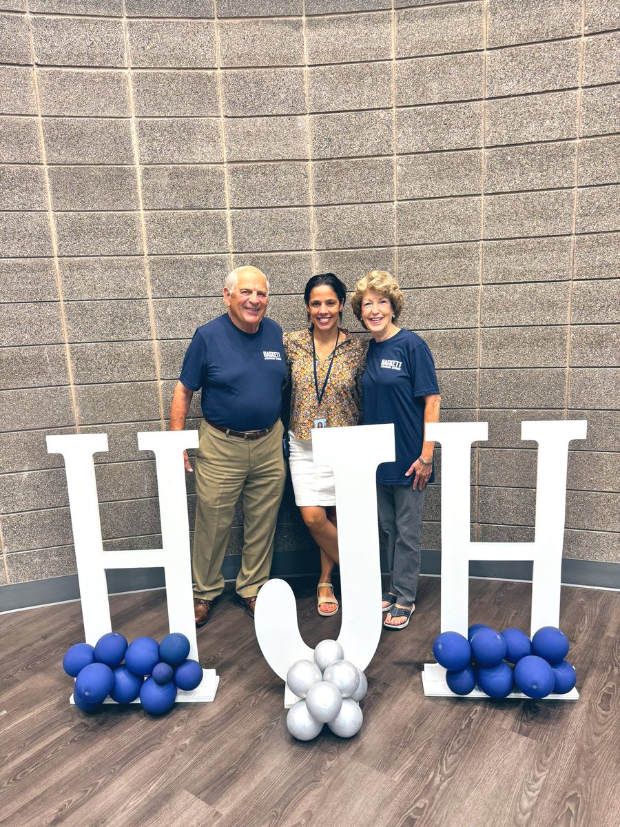 PattyAlejandraL's tweet image. Estamos Listos Huskies 💙💙💙@katyisd @HaskettJH @BYoungHJH #WeAreHaskett #KatyISDFirstday