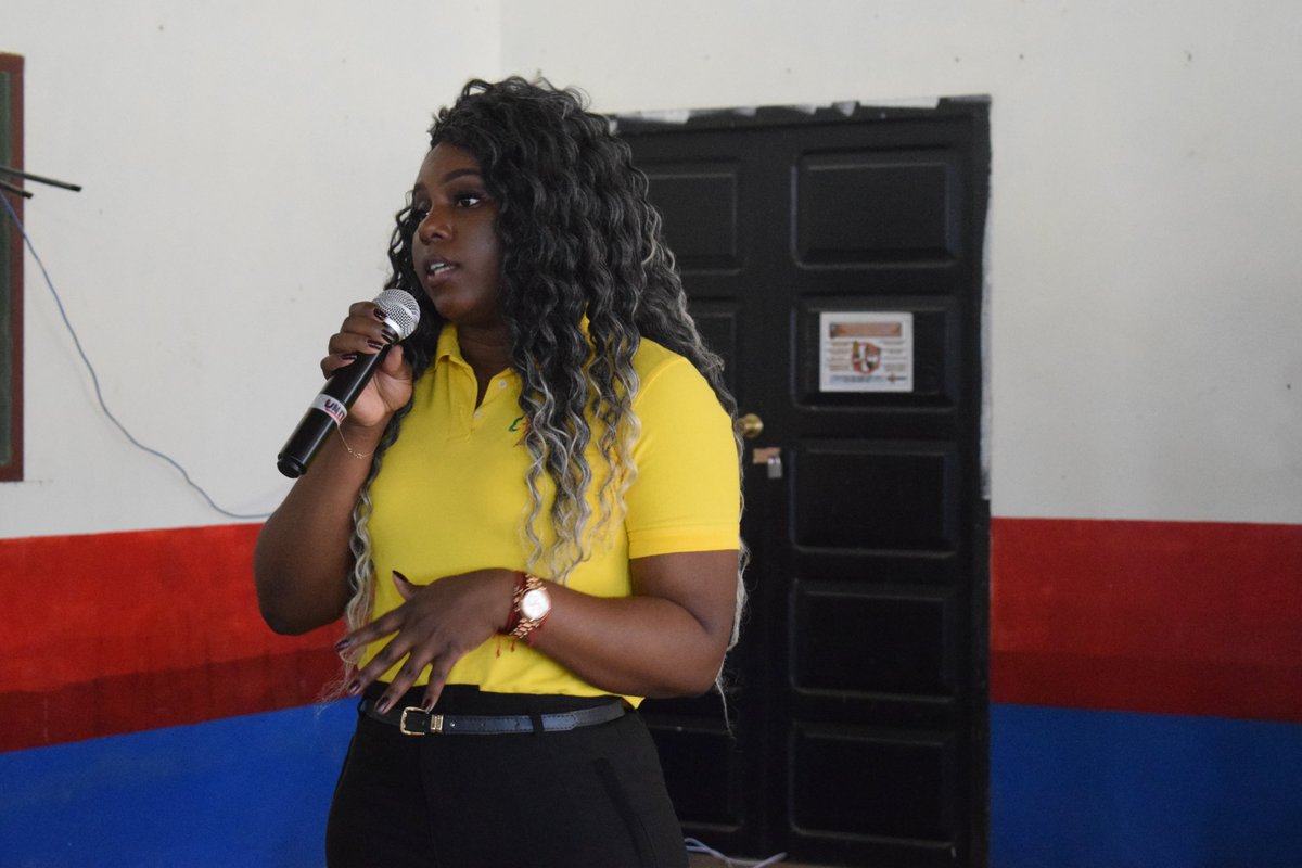 repam_amazonia's tweet image. 🔴 Desde la REPAM decimos a viva voz: ¡¡Vivan las juventudes!! Esas que hoy en día mantienen la esperanza de proteger nuestra #Panamazonía y que creen que es posible garantizar las condiciones necesarias para la preservación de la vida. 

#repam10años #juventud #amazonia