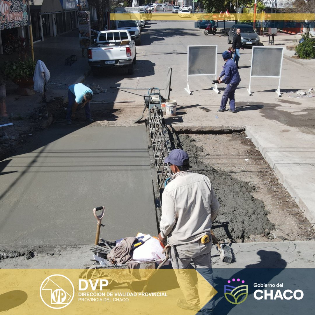 ChacoDvp's tweet photo. 🚧Vialidad Provincial y la Municipalidad de Resistencia trabajan en el mejoramiento de la avenida Belgrano y calle Juan Domingo Perón.

Desde DVP continúan los trabajos de bacheo, pensando en mejorar la transitabilidad de los ciudadanos. https://t.co/Igp2FacdnV
