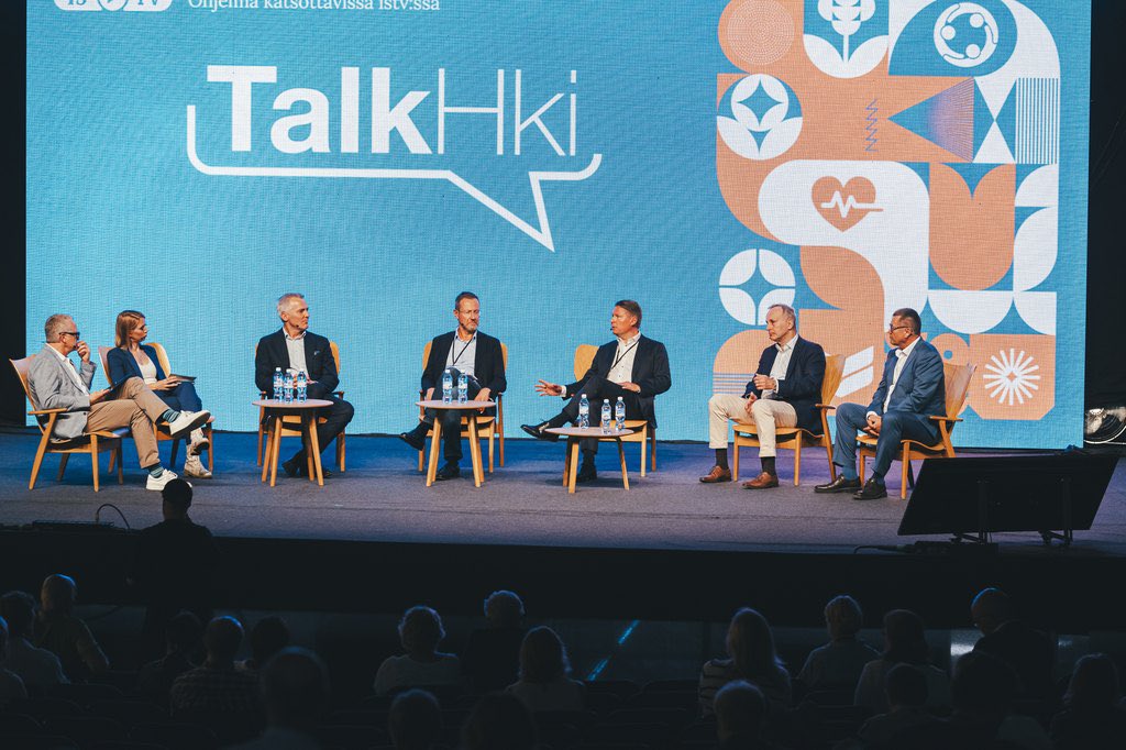 Topi Manner (@topimanner) on Twitter photo #Talkhelsinki aiheena âTurvallisuuden uusi aikakausiâ. Kohdistuuko yrityksiin hybridivaikuttamista?
Riskeihin varautuminen Suomessa perinteisesti hyvÀllÀ tasolla, mutta uusi ympÀristö vaatii myös uusia toimia.
Kiitos keskustelusta <a href="/adleande/">Anders Adlercreutz</a>, <a href="/janne_kankanen/">Janne KÀnkÀnen</a> & co.
<a href="/ElisaOyj/">Elisa</a> #Talkhelsinki aiheena âTurvallisuuden uusi aikakausiâ. Kohdistuuko yrityksiin hybridivaikuttamista?
Riskeihin varautuminen Suomessa perinteisesti hyvÀllÀ tasolla, mutta uusi ympÀristö vaatii myös uusia toimia.
Kiitos keskustelusta <a href="/adleande/">Anders Adlercreutz</a>, <a href="/janne_kankanen/">Janne KÀnkÀnen</a> & co.
<a href="/ElisaOyj/">Elisa</a>