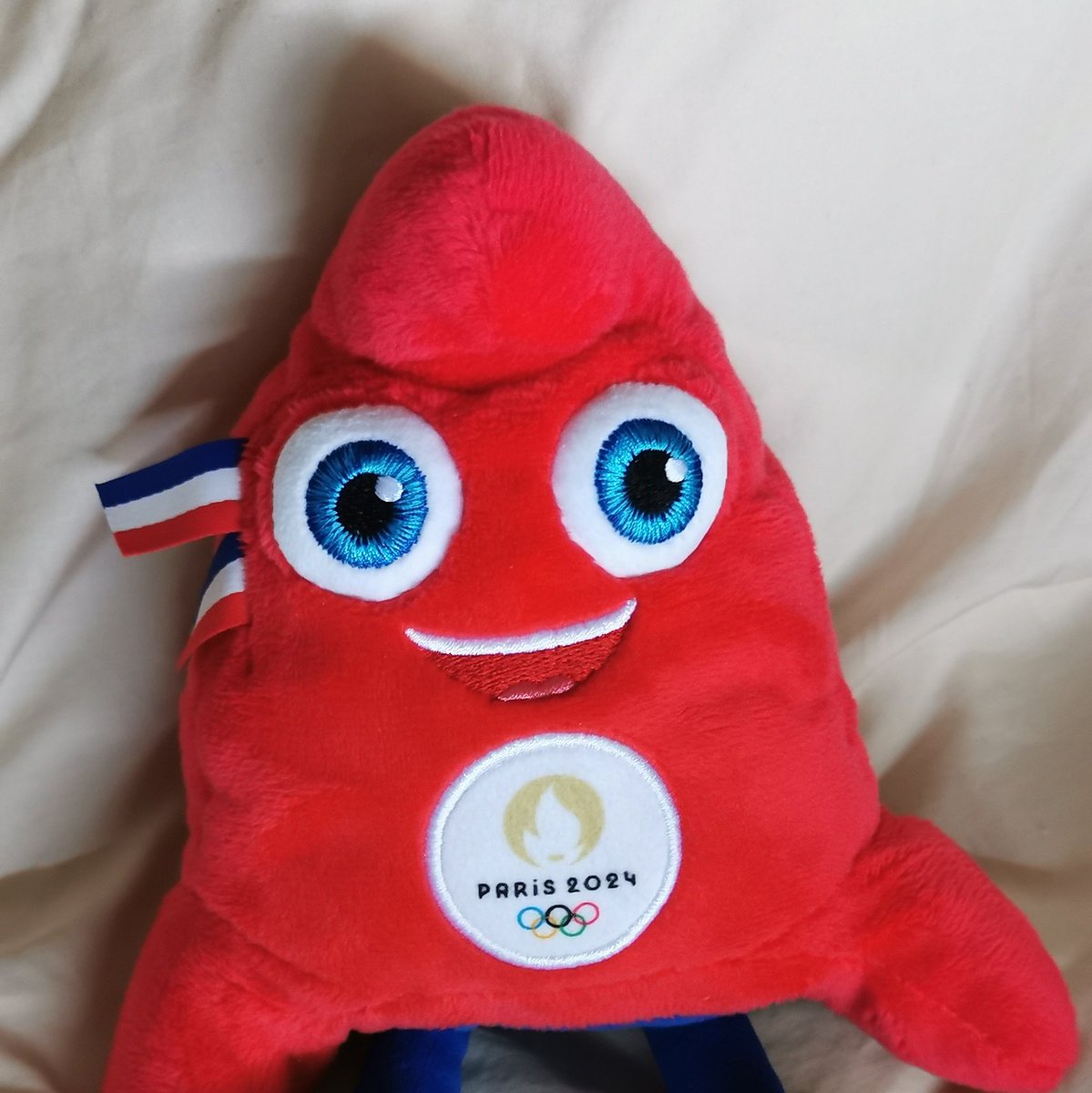 MetalQueenMel's tweet image. #NouvellePhotoDeProfil