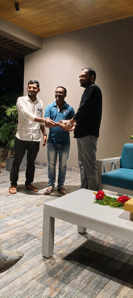 આજરોજ તાલાળા તાલુકાના તાલુકા વિકાસ અધિકારી સાહેબશ્રી ઠુમર સાહેબની ધોરાજી બદલી થતા મામલતદાર સાહેબશ્રી, પદાધિકારીશ્રીઓ, તેમજ તાલુકાના તમામ વહીવટી તંત્રના શાખાધિકારીશ્રીઓ, તથા તલાટી કમ મંત્રીશ્રીઓ અને તાલુકા પંચાયતના સ્ટાફ દ્વારા ઉષ્માસભર વિદાય આપવામાં આવી...
<a href="/GRTMM1/">ગુજરાત રાજ્ય તલાટી મંત્રી મહામંડળ (OFFICIAL)</a>
<a href="/girsomnathtcm/">ગીર સોમનાથ જિલ્લા ત.ક.મ મહામંડળ</a>