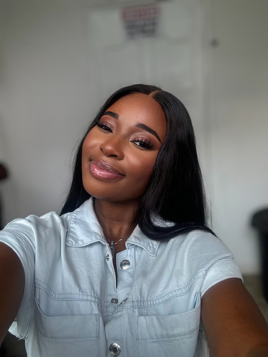 Happy Wednesday 🤗💋