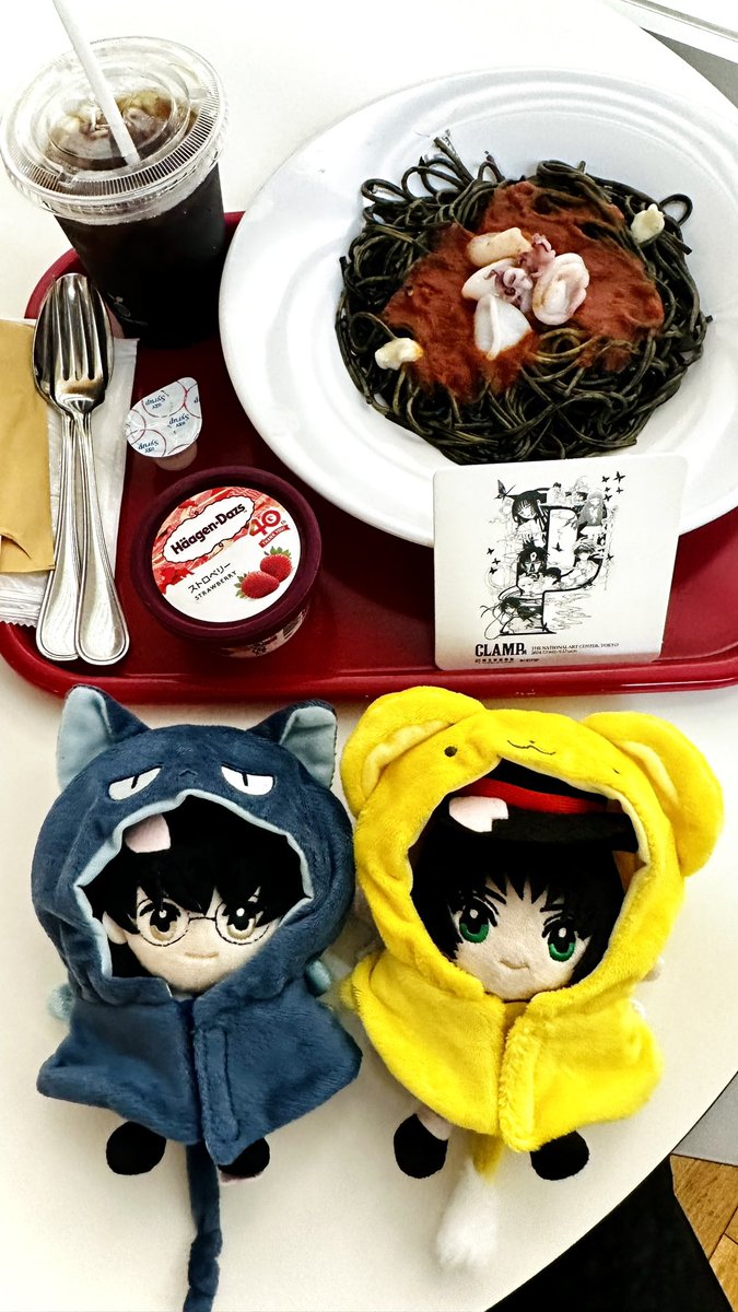 CLAMP展 後期グッズのCCさくら着せ替えポンチョがとっても可愛いです