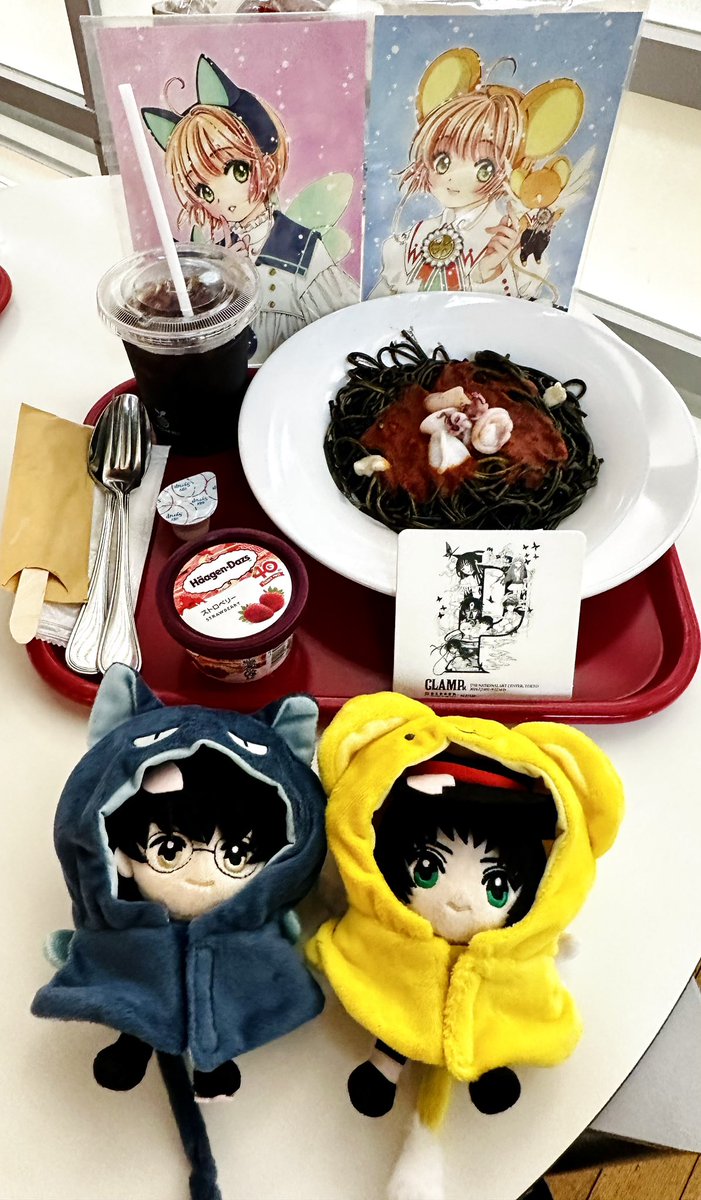 CLAMP展 後期グッズのCCさくら着せ替えポンチョがとっても可愛いです