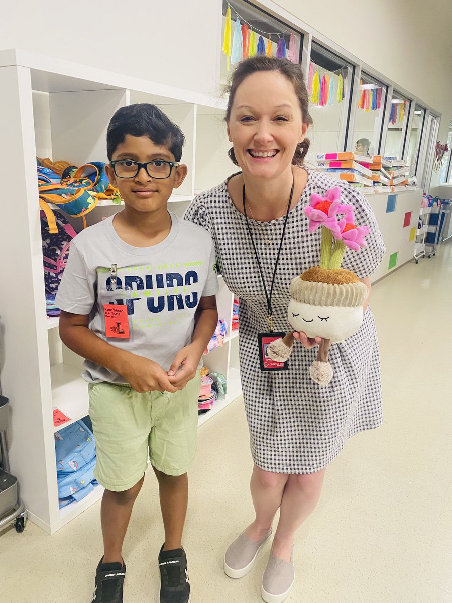 First day of school! 🏫  The start of a brand new adventure, full of learning, friendships, and fun. Embrace every moment!!! Here’s to a fantastic year ahead! And of course there is #NoPlaceLikeLee ❤️ <a href="/NetZeroLee/">Richard J. Lee Elementary</a> <a href="/JenningsLaura18/">ljennings@coppellisd.com</a> <a href="/ReevesRed1st/">April Reeves</a> #rjlyear11 #CISD1stDay24