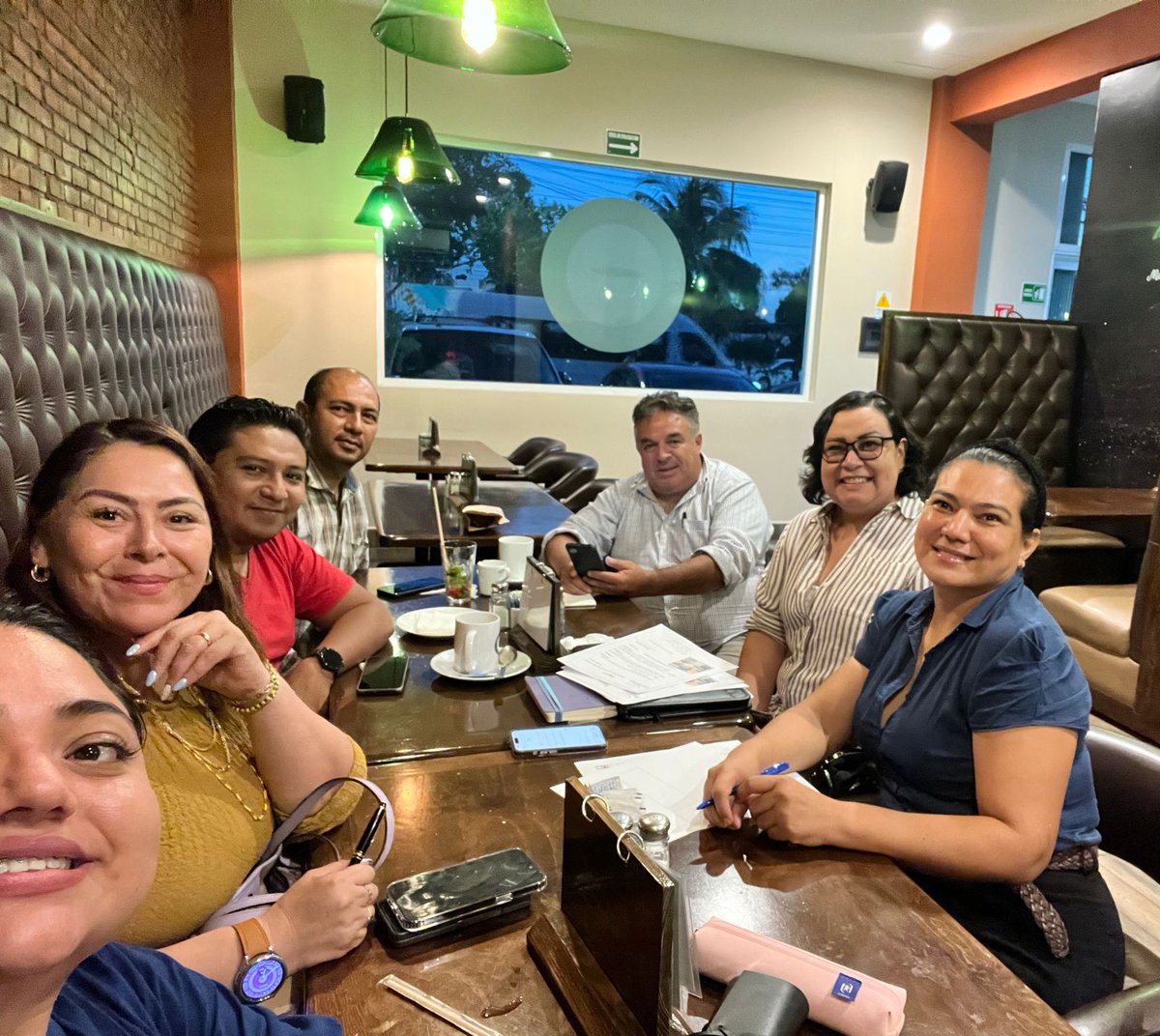 CARM_Playa's tweet photo. El pasado 6 de agosto, se llevó a cabo una reunión del Consejo Directivo,en la cual se abordaron los avances del plan de trabajo, dando seguimiento a las líneas de acción para las próximas actividades y eventos de nuestros agremiados.
#CARM #FCARM #todosomosCARM #Arquitectos https://t.co/fVKgIa44Ai