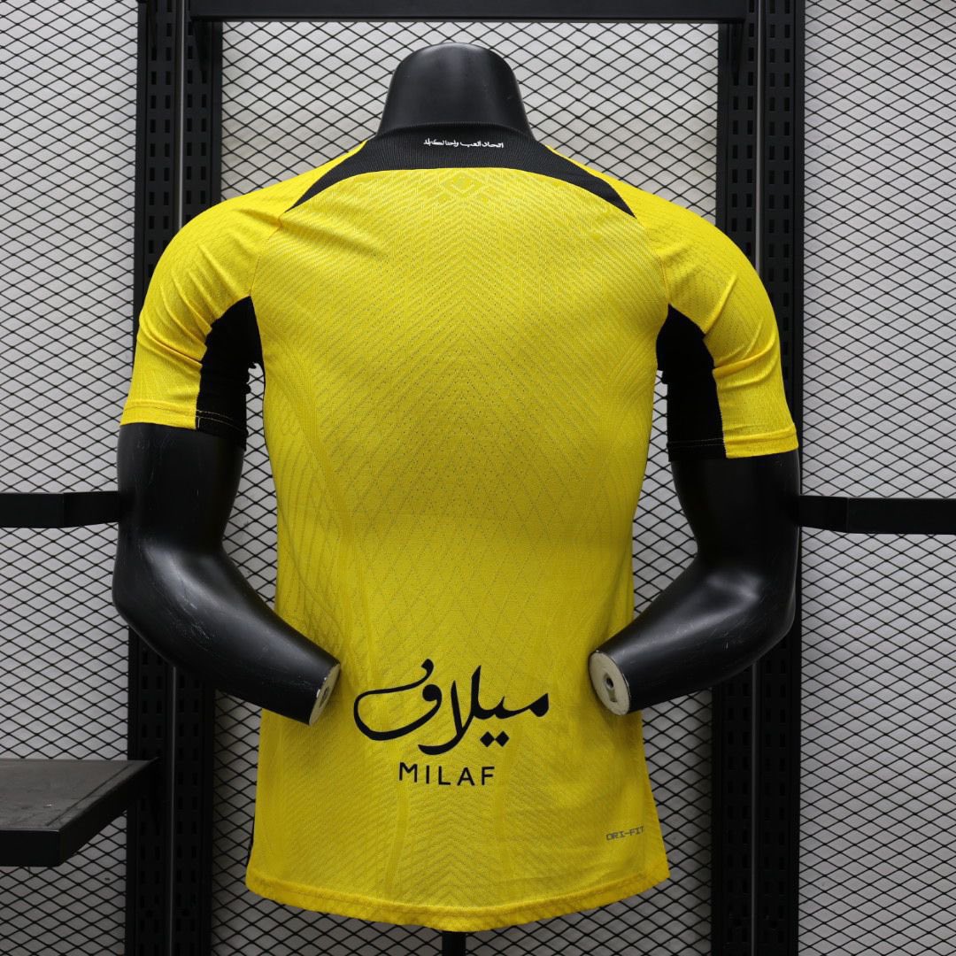 YouthStoreksa's tweet photo. طقم #الاتحاد للموسم الجديد✨ https://t.co/ICi8tiz0AH