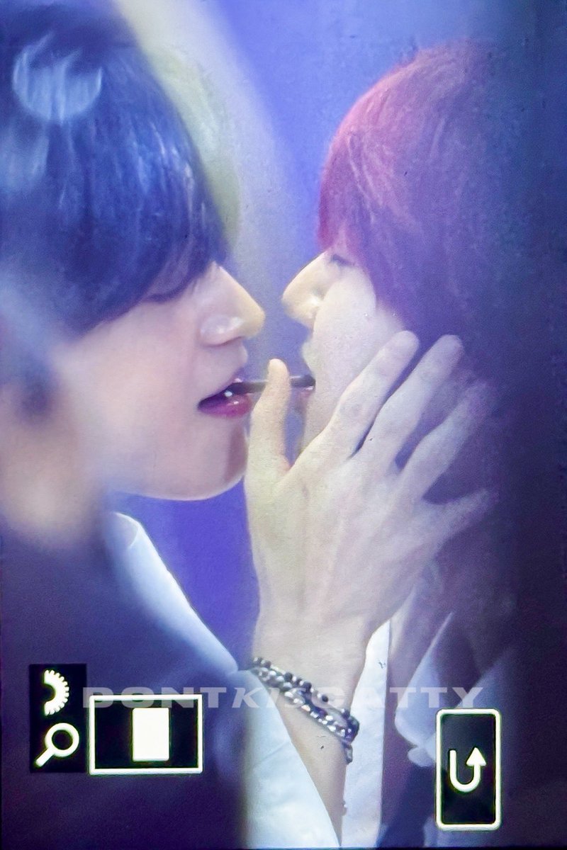 DONTKISCATTY🐈‍⬛ tweet media