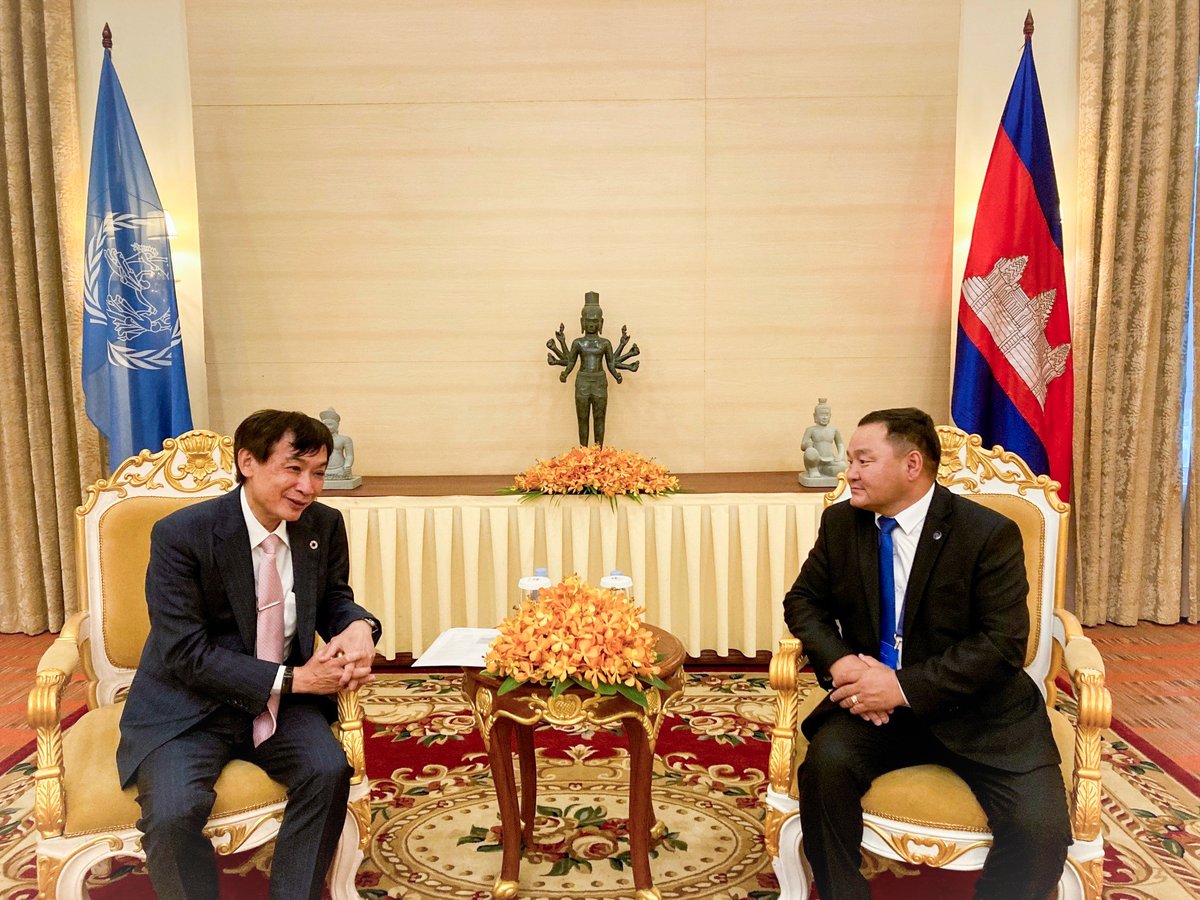 UPU_DG's tweet image. Honoured to meet with Mr Tserennyam Puntsag, DG of #Mongolia’s Department of Postal Services @crcmn. I thanked Mongolia for hosting the upcoming UPU Regional Remuneration &amp;amp; Strategy Forums &amp;amp; discussed how we can assist with modernizing Mongolia’s #addressing system.