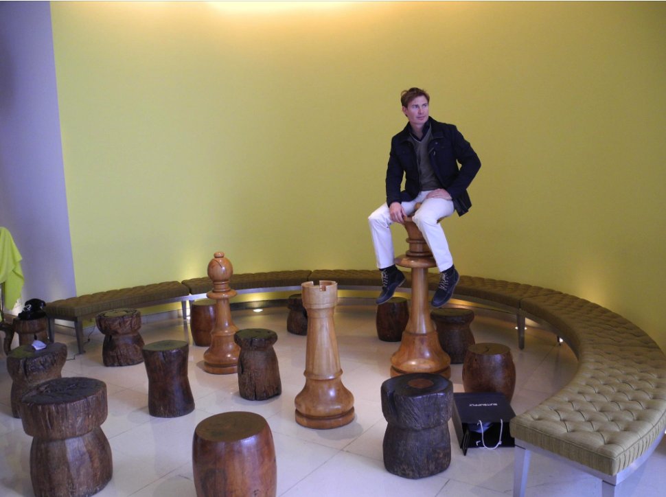 I miss civil London. The stories of unrest coming out of the UK nowadays are depressing.