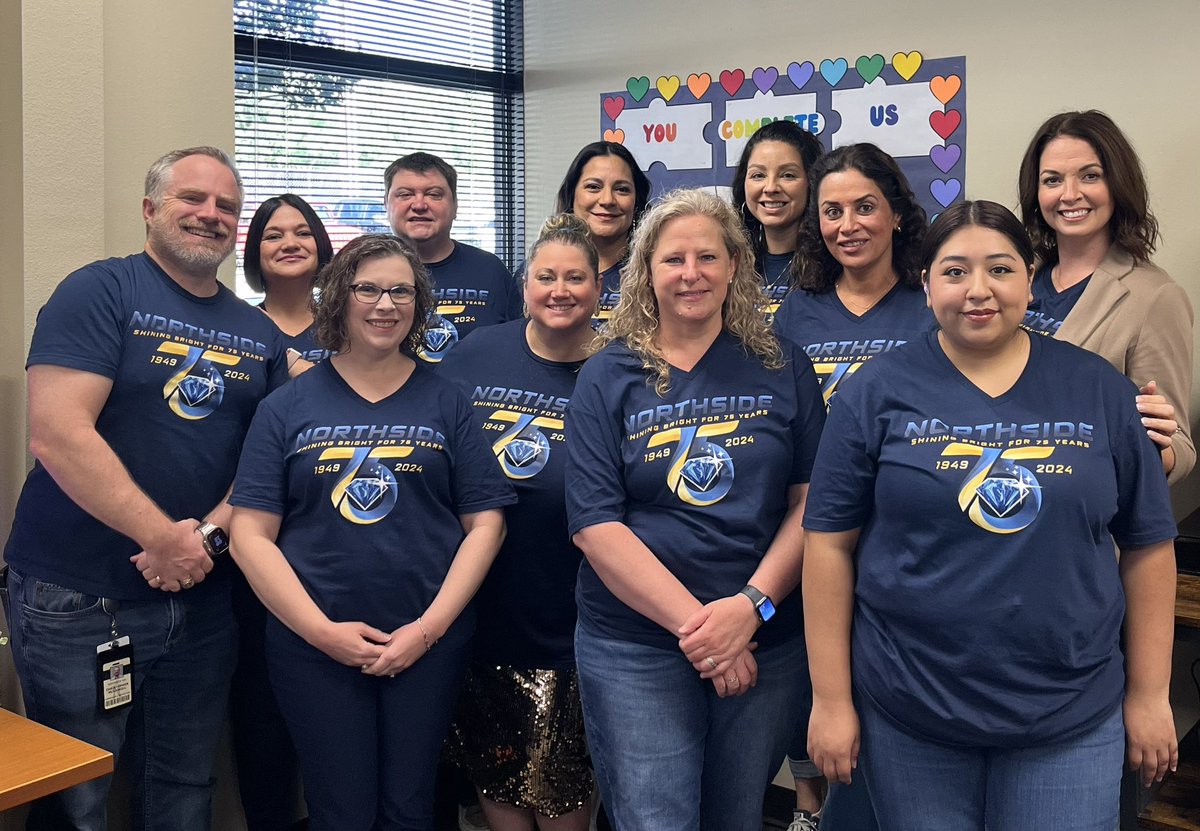 Lisa Armstrong tweet media