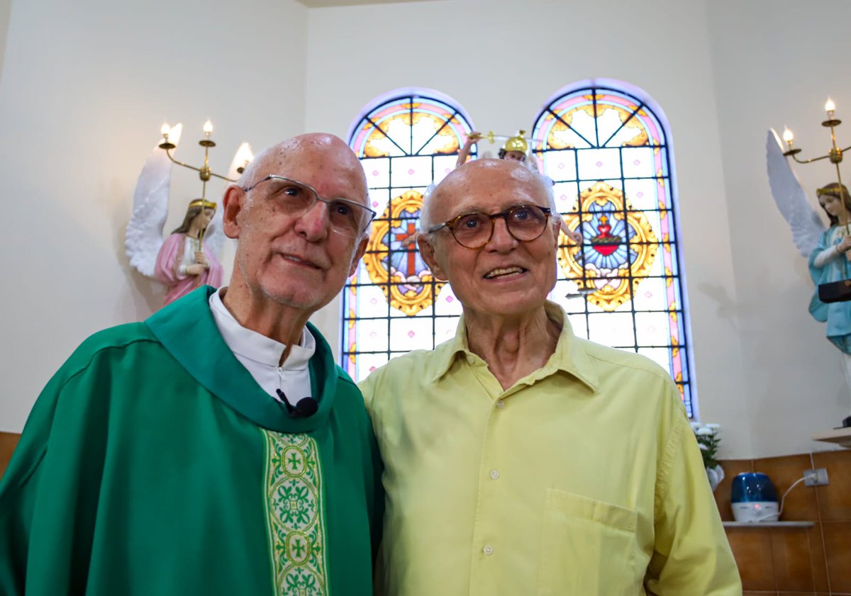 É intolerável ver o Padre Júlio Lancellotti, mais uma vez, vítima de discursos de ódio e de ameaças.  Já está aberto um B.O contra o influenciador bolsonarista Paulo Sposito, um defensor das armas que deve ser responsabilizado. Minha solidariedade ao meu querido amigo.