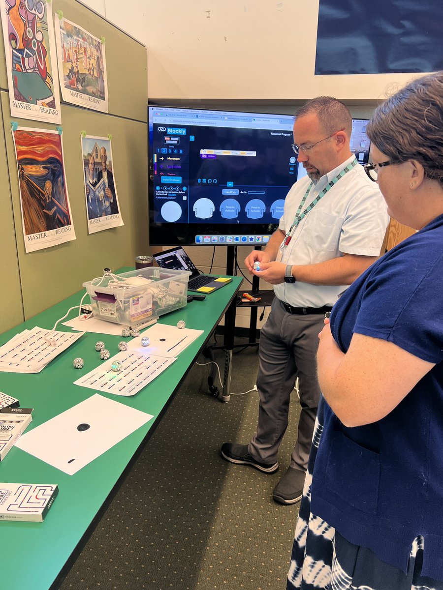 AnnKAnders's tweet image. 🌟New Hires🌟Curriculum &amp;amp; Coding with @WCPS_LMS and Computer Science Specialists! Welcome to our @wcpsmd team. #EdTechCoaches @HurleBen @jwaybr93 @SpheroEdu @VEXRobotics @Ozobot