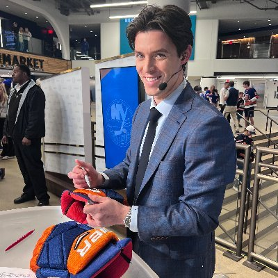 DaveBismo's tweet photo. Another tough one for the #isles. Grew up with #EdWestfall and #JeanPotvin. #BillyJaffe was terrific later on. Liked #JoeMicheleti before the Rangers stole him. #ButchGoring is hilarious and a legend.

But my answer is a young buck and total natural: #ThomasHickey. WHAT. A. FIND. https://t.co/uSQny0xfTL