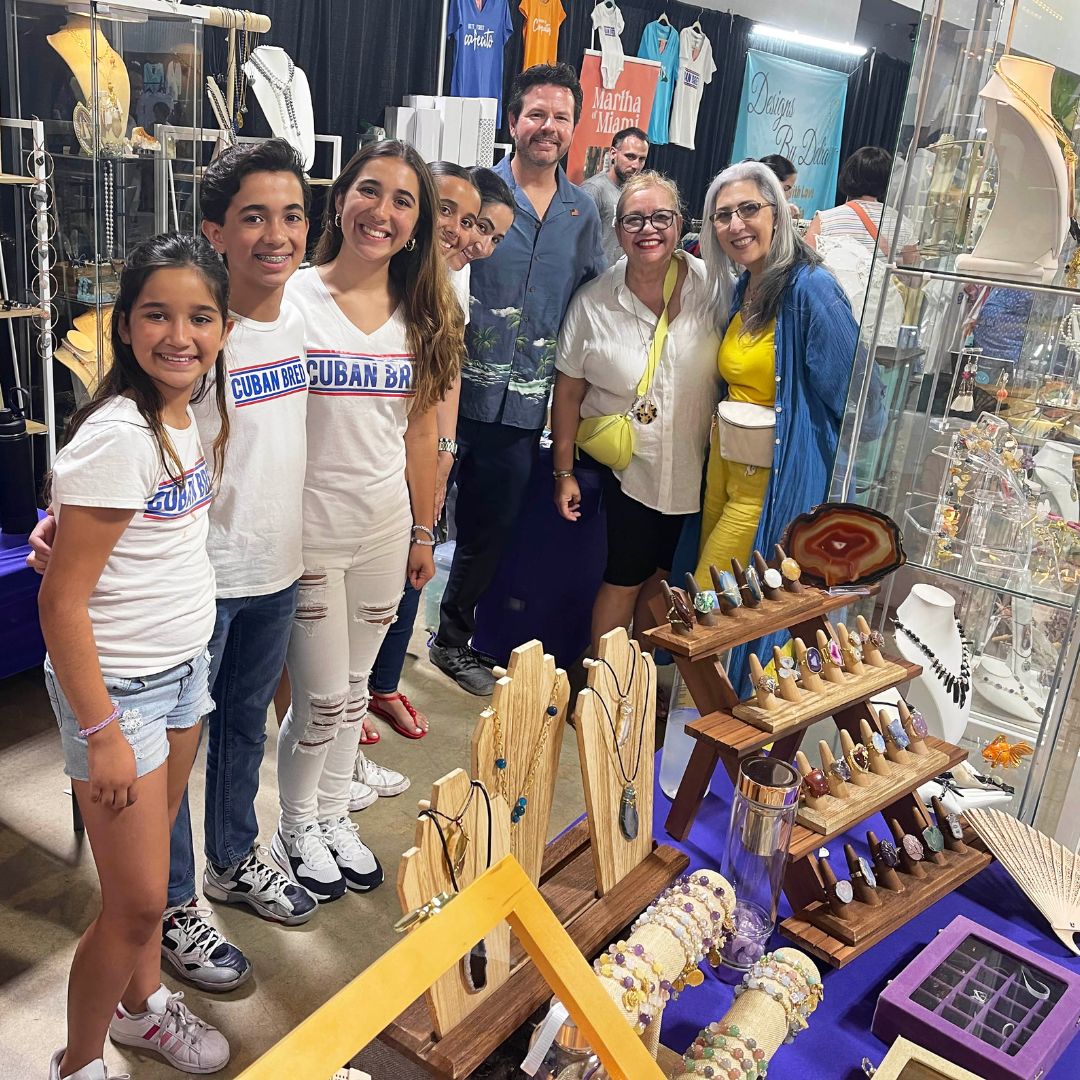 jasonbloch305's tweet photo. As the students of Miami-Dade county prepare to go back to school, let's recognize the importance of quality education for all children. Educating our children is essential for our democracy and our future.  Shout out to our dedicated educators and to our students!#VoteJasonBloch https://t.co/kyhnLpogLd