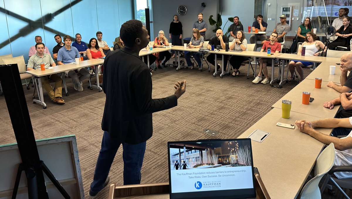 1 Million Cups Midwest tweet media