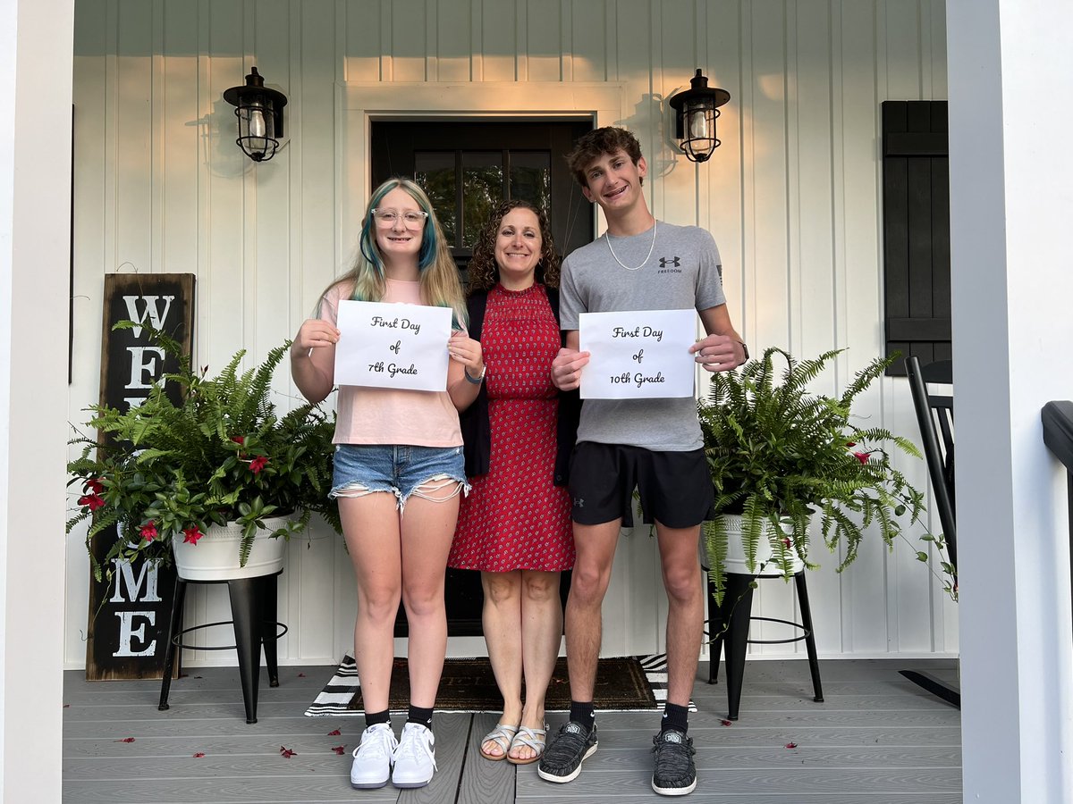 Amy Fields tweet media