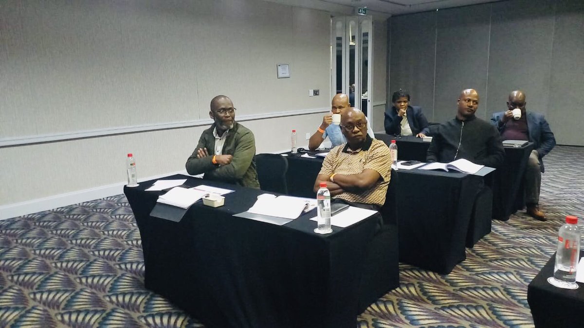 SANTACO KZN Leadership held an engagement session with SANTACO Western Cape delegates who’s business wing was prompted by the 2nd annual Business Summit of SANTACO KZN. The discussion was at Garden Court Hotel in Durban today.  Taking SANTACO forward. #santacokzn #santacocares