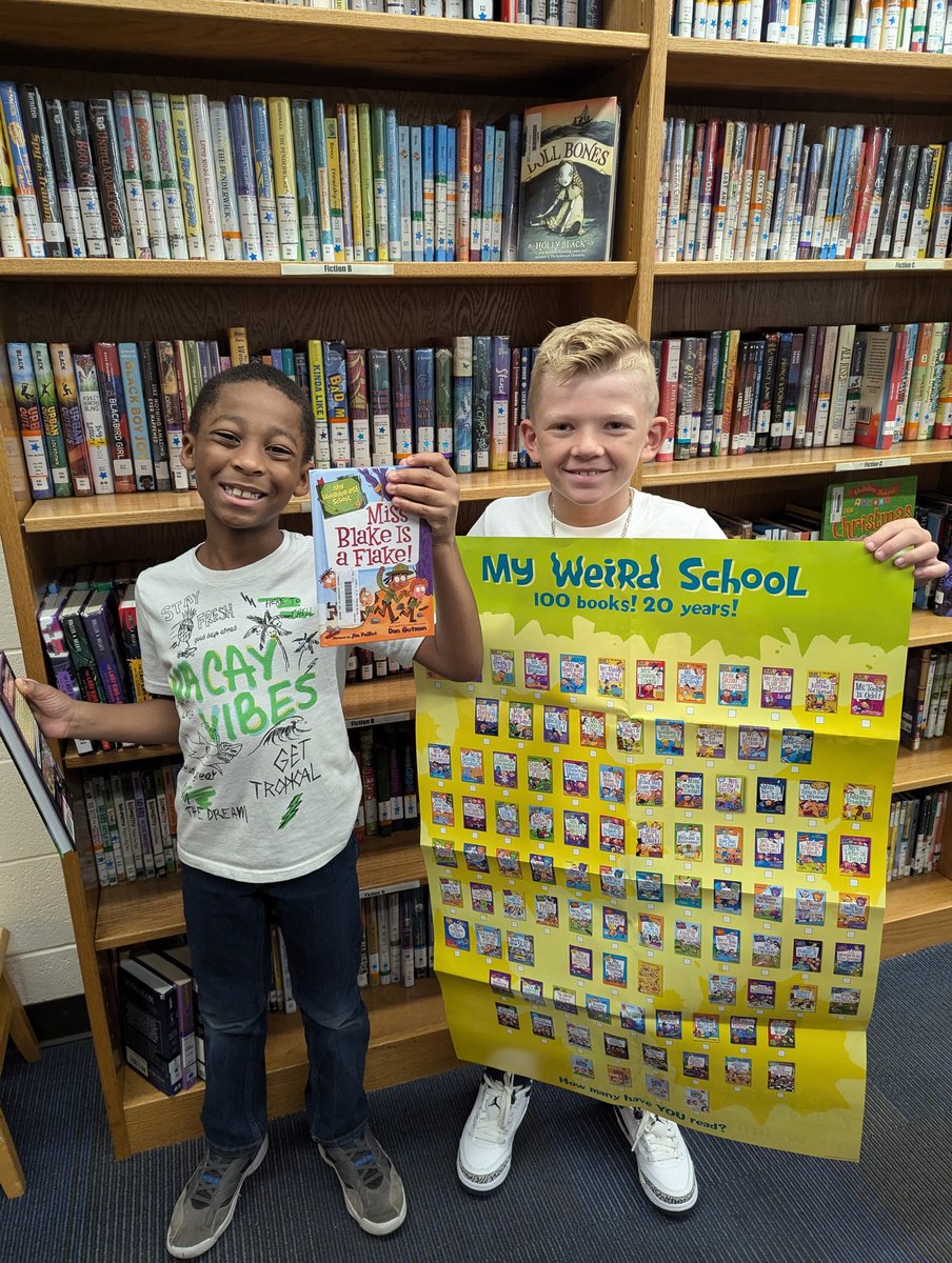 cindysymonds's tweet photo. #DanGutmanBooks
Stefan says My Weird School are his favorite books.  He was excited to find new ones in our library media center.  He lit up when I said he could have my poster.  I'd love to give him a signed poster!  Hint...hint... https://t.co/Op9zxGebWZ