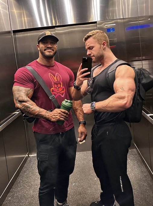 Watch Jason Vario ✨580K ✨'s leaked NSFW photo on TwXstars