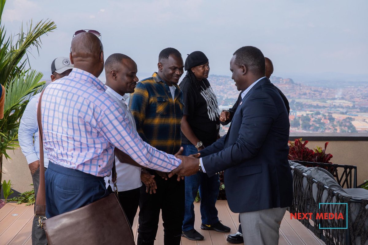 KKariisa's tweet image. Coming soooooon......