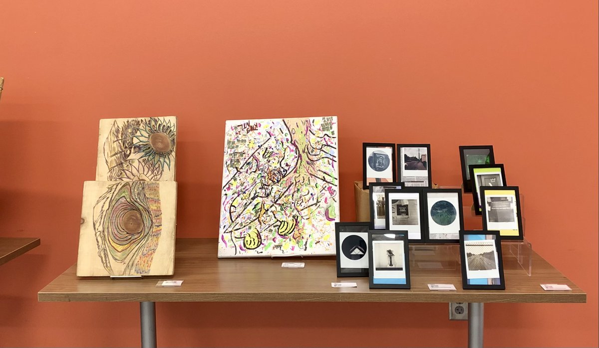 fulcolibrary's tweet photo. The Joan P. Garner Library in Ponce showcased the work of local artists from Ponce De Leon in August. The exhibition at the Ponce Art Fest aimed to celebrate and support local artists!

#FulcoLibrary #LibrariesTransform #ponceartfest #pcl #atlanta #art https://t.co/ZArjKpi885
