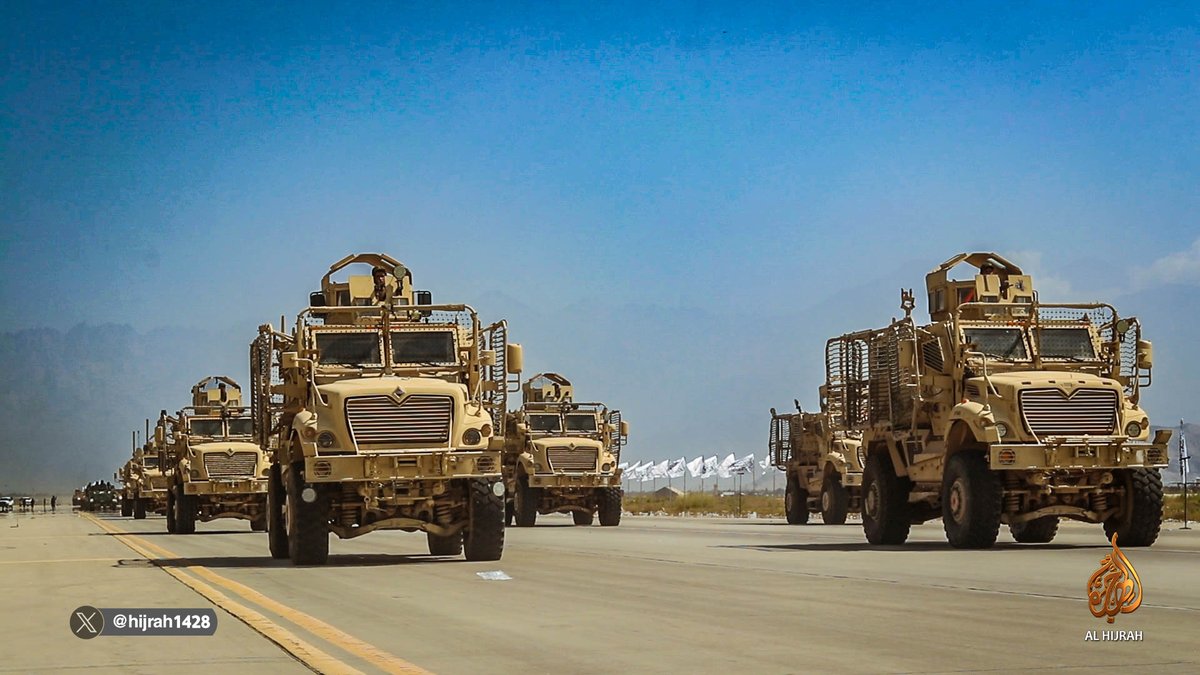 hijrah1428's tweet photo. In honor of the third anniversary of the independence of the country from the American occupation, some interesting pictures of today's Kamsarai military parade at Bagram International Military Center. https://t.co/hRJLZk7eVJ