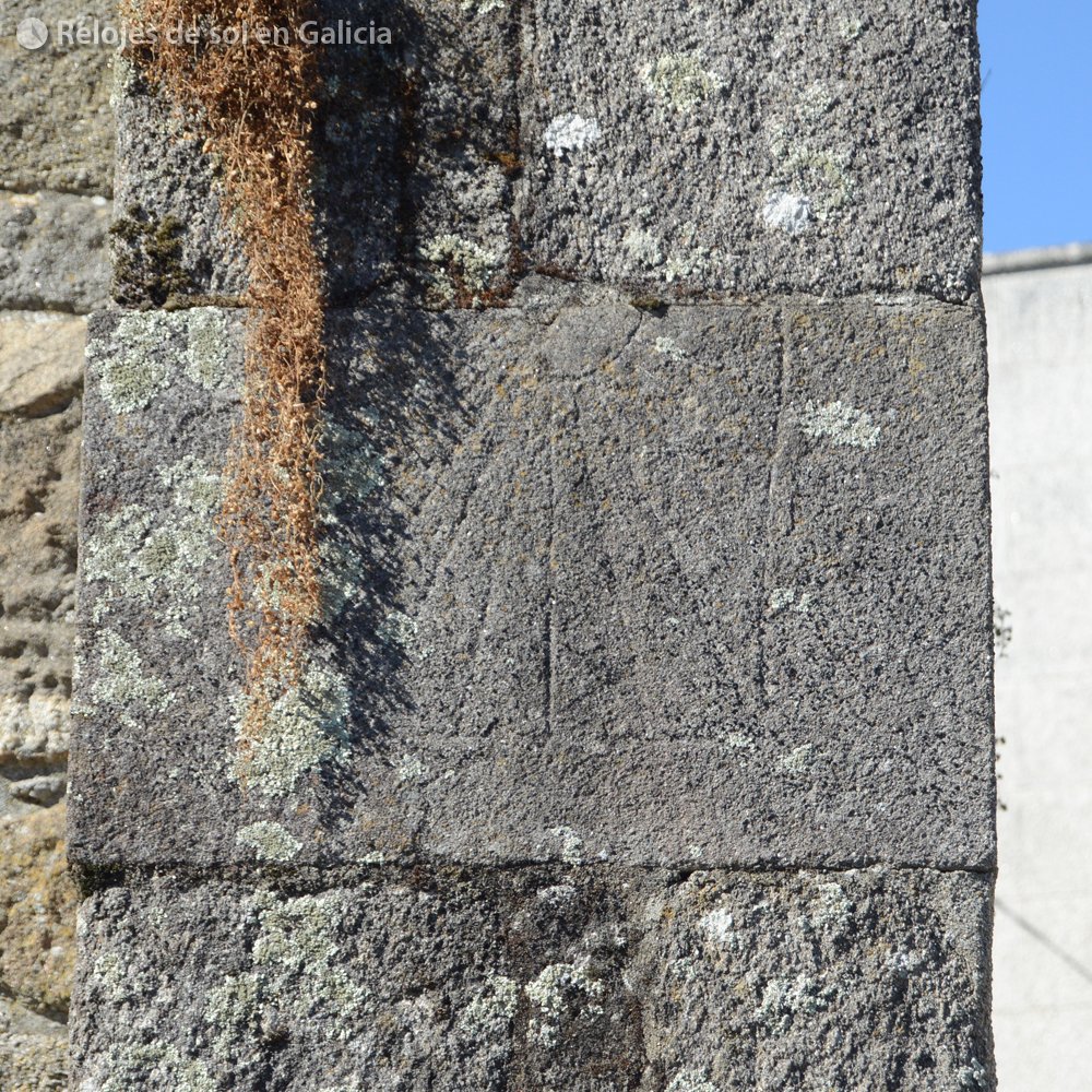 relojesdesolgal's tweet photo. #Relojdesol en una #iglesia del municipio de #Vigo (#Pontevedra)
#Reloxodesol nunha #igrexa do #concellodeVigo (#PO)
#rellotgedesol #relógiodesol #sundial #sonnenuhr #cadransolaire #orologiosolare #meridiana #日晷 #日時計 #해시계 #church #freixeiro #comarcadevigo #galiciaoculta https://t.co/UKc5Qdgxnp