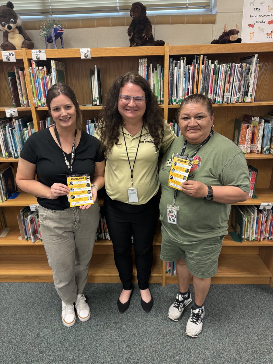Seguin ISD (@seguinisd) on Twitter photo Congratulations to Lauren Pish and Nora Gonzalez from <a href="/WeinertES/">Weinert Elementary</a> for receiving a Matador pin from Board Trustee Denise Crettenden.
#MatadorMindset Congratulations to Lauren Pish and Nora Gonzalez from <a href="/WeinertES/">Weinert Elementary</a> for receiving a Matador pin from Board Trustee Denise Crettenden.
#MatadorMindset
