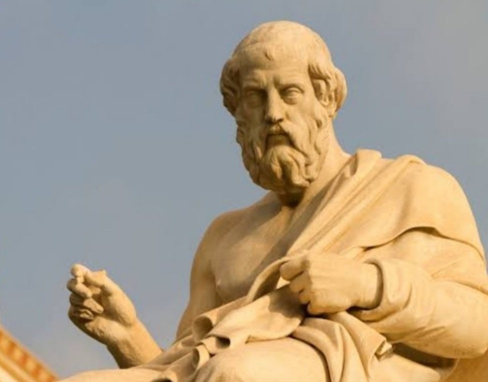 "La honestidad suele generar menos ganancias que la mentira".

-Platón