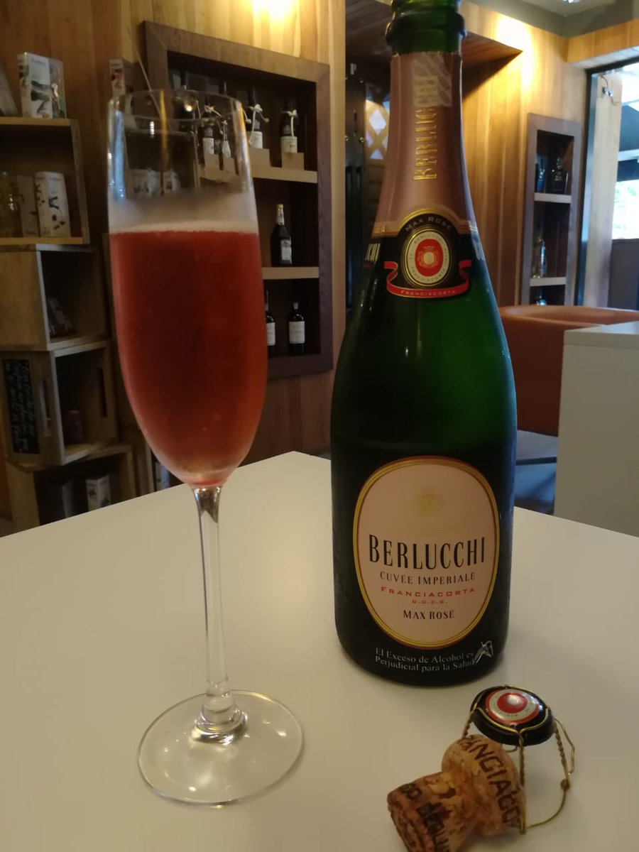 Berlucchi Cuvée Imperial Franciacorta Max Rosé en Divinus.co