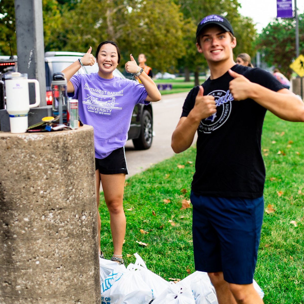SBUniv's tweet image. 🚨FREE GROCERIES &amp;amp; CLEANING SUPPLIES: Saturday, August 24 @ Bolivar Campus
Remember to invite your friends and family! Distribution is Saturday, August 24, from 9 a.m. to 1 p.m.
@ConvoyofHope 

#freegroceries #bearcatserve #lovethyneighbor #convoyofhope