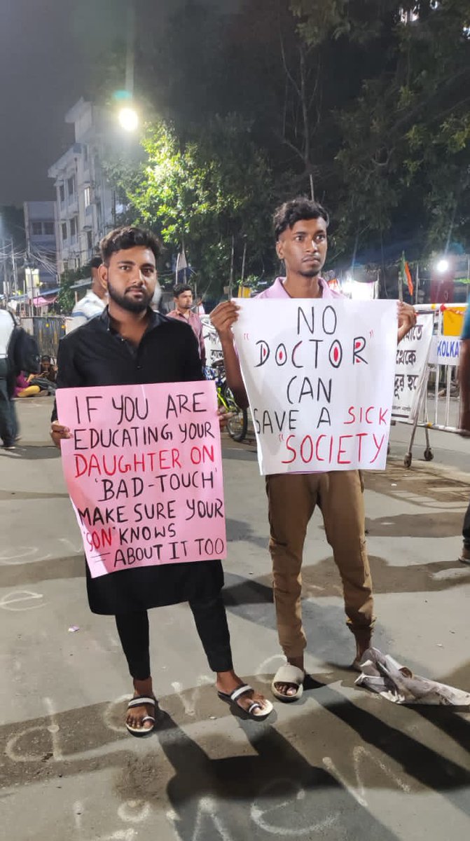 NitishDas191309's tweet photo. #JusticeForMoumita✊
#ShameOnMamataBanerjee https://t.co/HJSMJRyvWg