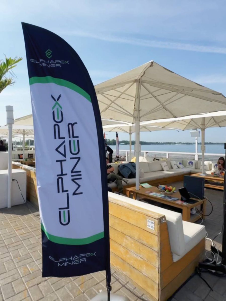 ElphaPex's tweet photo. 🌟 Last chance to see the ElphaPex #DGHome1 in action at #BlockchainFuturistConf 2024!

Visit the #ElphaPexTeam at our Cabana today. You don’t want to miss this! 💪✨

#CryptoMining #Blockchain #ElphaPexPartner https://t.co/gjZZL6vNbS