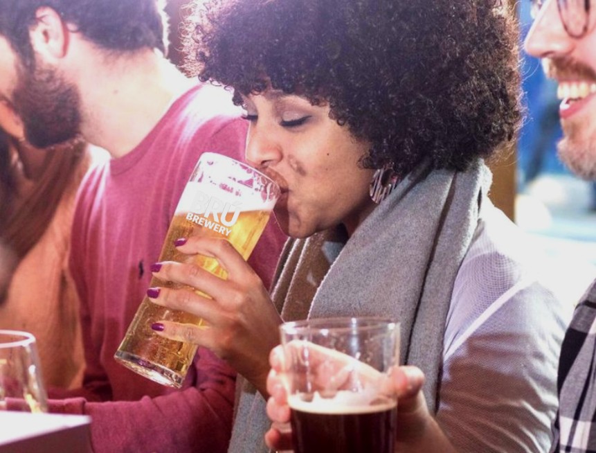 Every sip of your BRÚ pint is unforgettable. 
Close your eyes and sip all the passion❤️our brewers add to every batch of our beers.