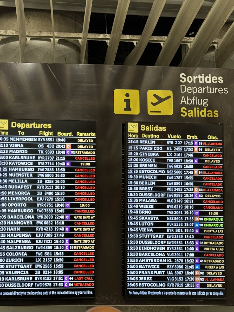 Col.lapse a l’aeroport de Palma
<a href="/som3cat/">3Cat</a> <a href="/rac1/">RAC1</a>