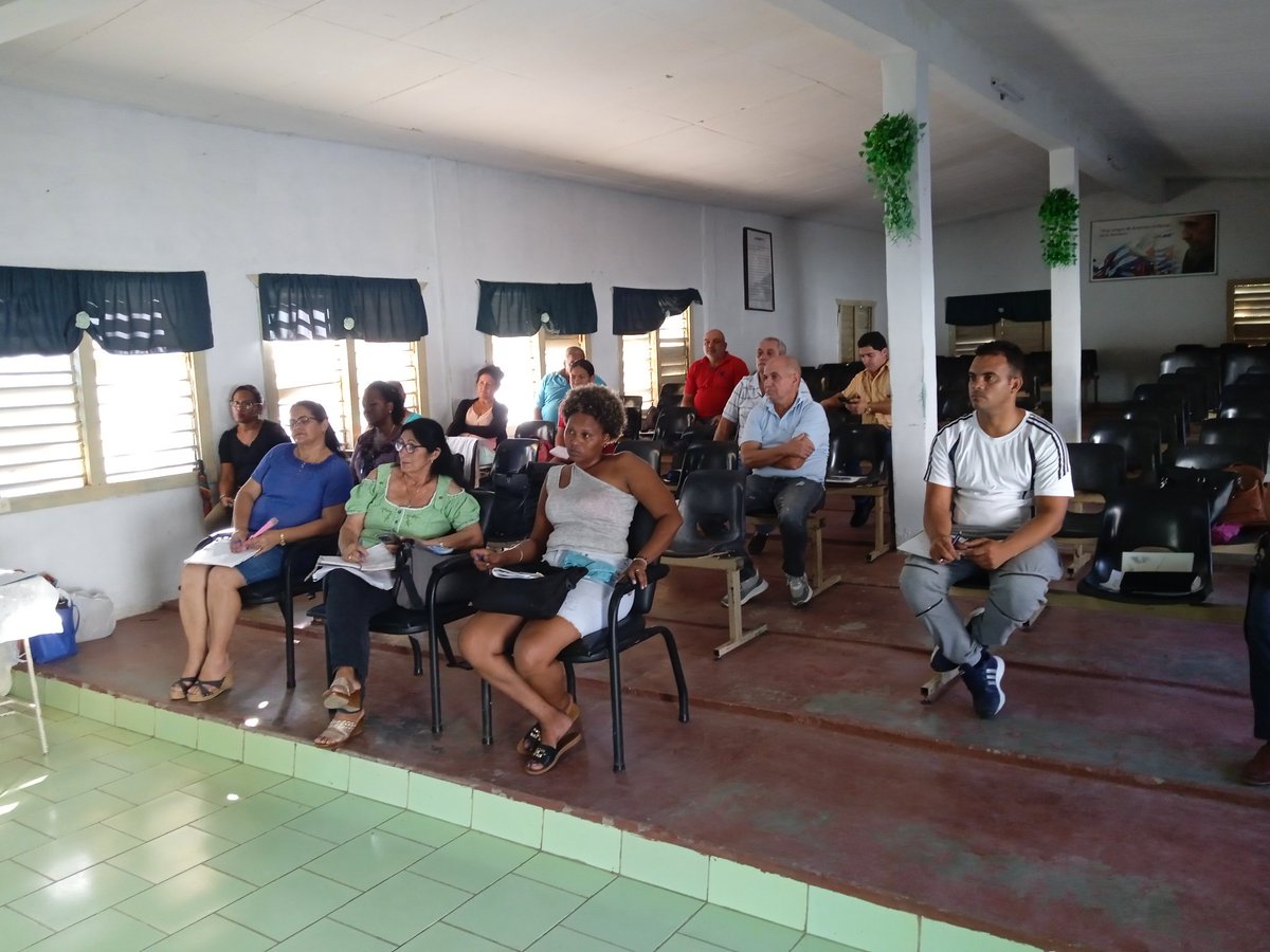 La culminación de obras inversionistas programadas para este año en San Cristóbal hay que culminarlas, así precisamos en el CAM de San Cristóbal.
Son obras de gran importancia social y que el pueblo lo agradece.
#ArtemisaJuntosSomosMás