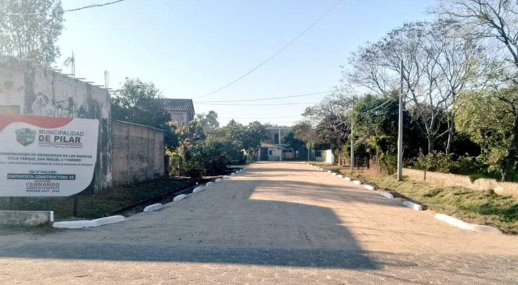 MuniPilarPy's tweet photo. 👉 Así luce el nuevo adoquinado recientemente inaugurado por la calle Heliodora de Ferreiro del barrio #VillaParque 💪 Los vecinos del sector ya no transitarán por un metro más de barro en días de lluvia,.. https://t.co/aakuBLHoKz